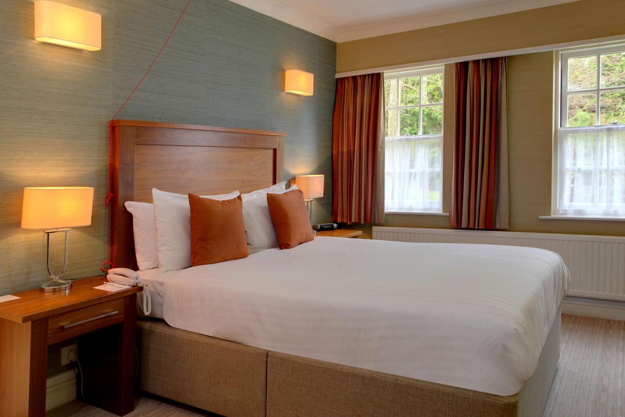 Best Western Moore Place Hotel Милтън Кейнс Екстериор снимка